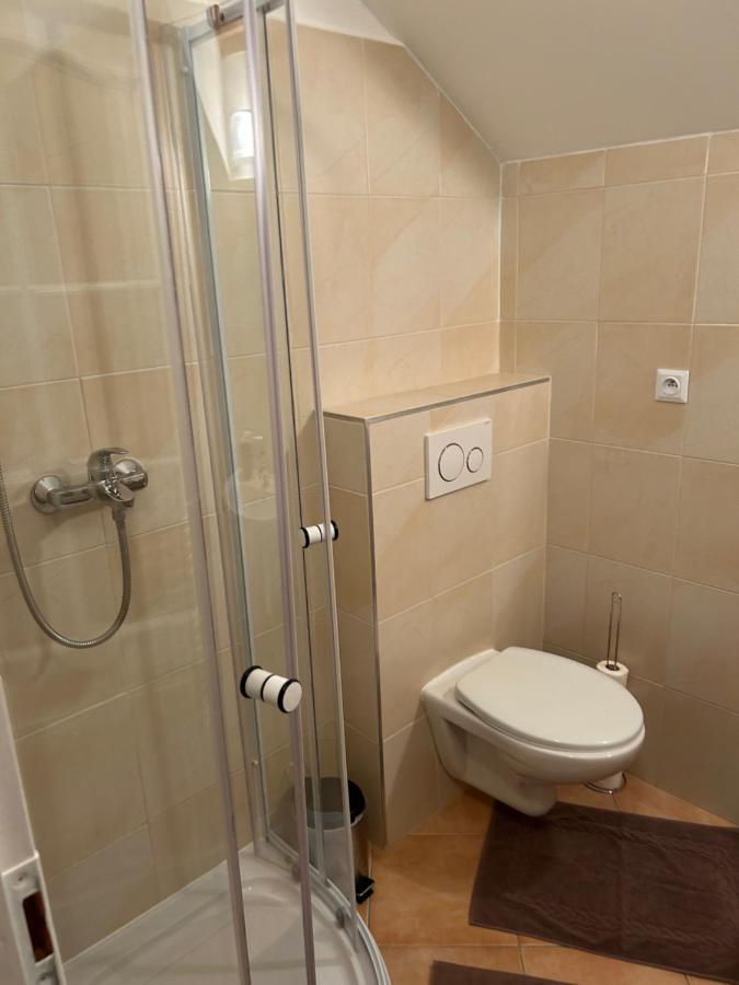 Konde Apartments A Dunajská Streda Dış mekan fotoğraf