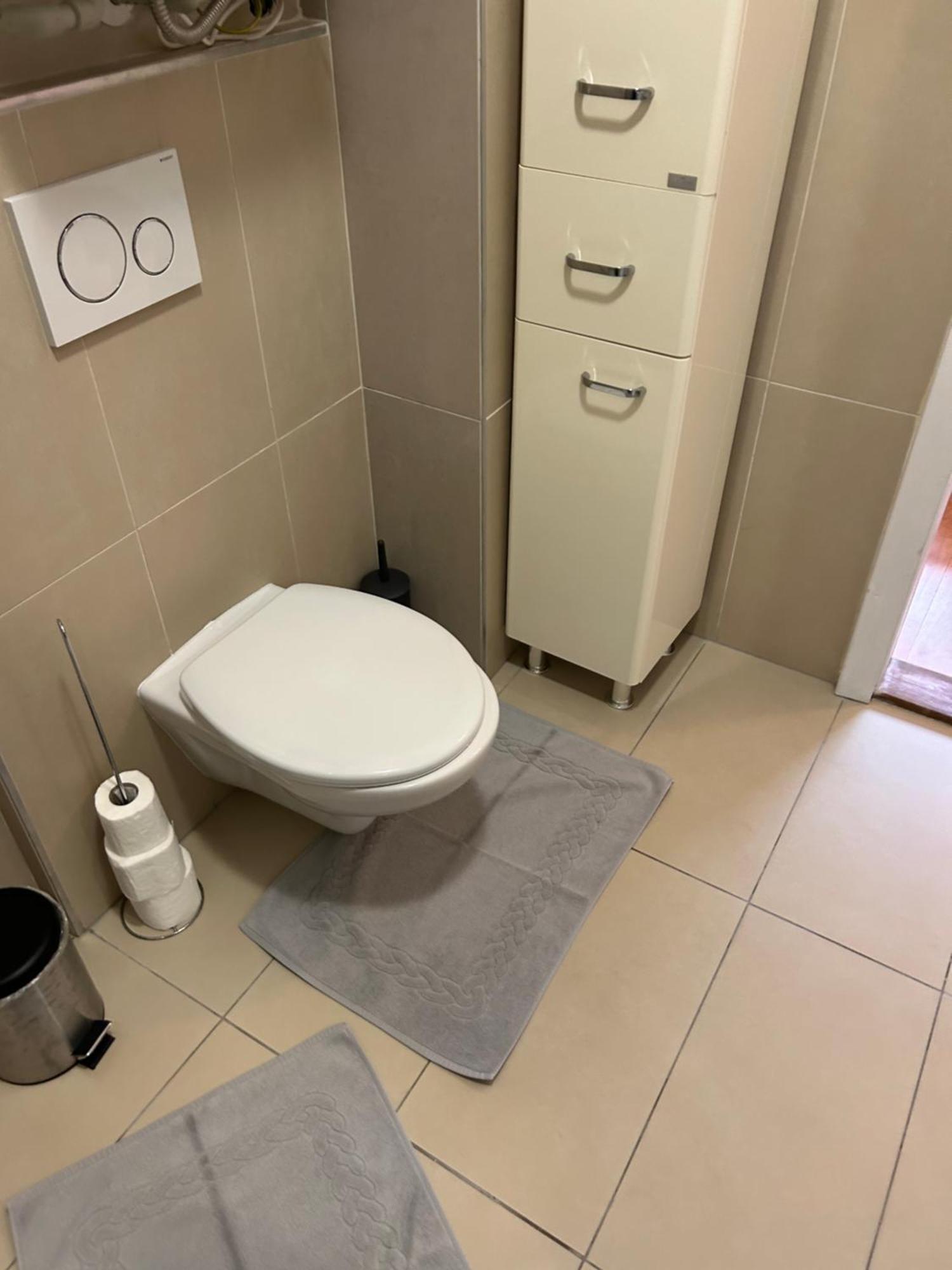 Konde Apartments A Dunajská Streda Dış mekan fotoğraf