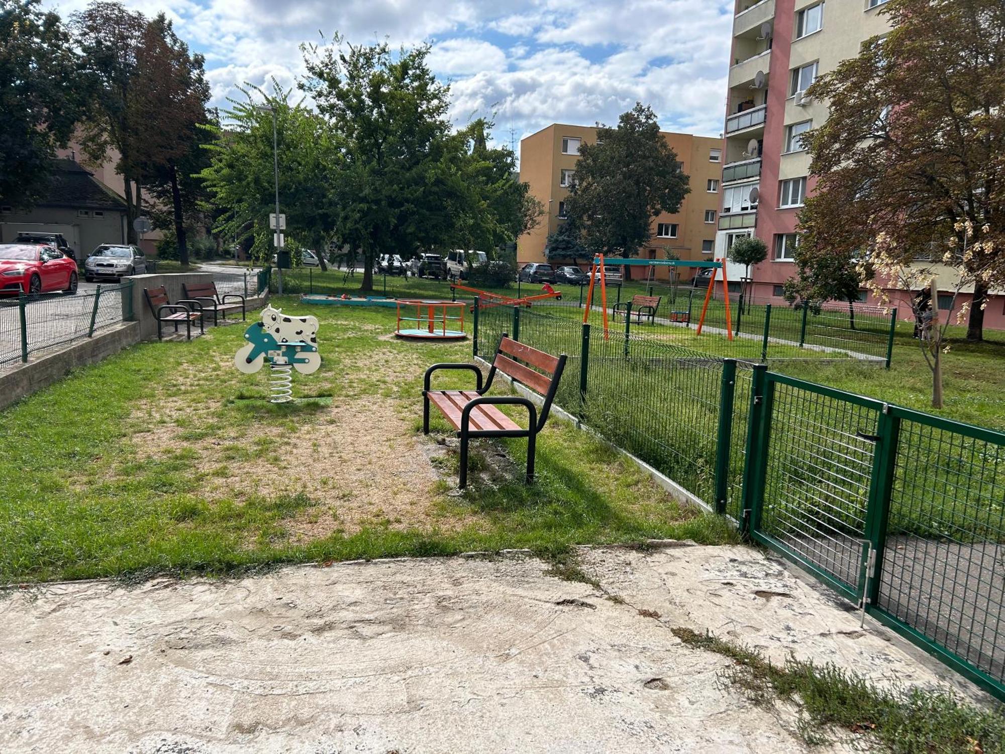 Konde Apartments A Dunajská Streda Dış mekan fotoğraf